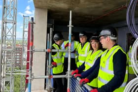 Rachel Reeves chats to Andy Burnham during a visit in Stockport. 