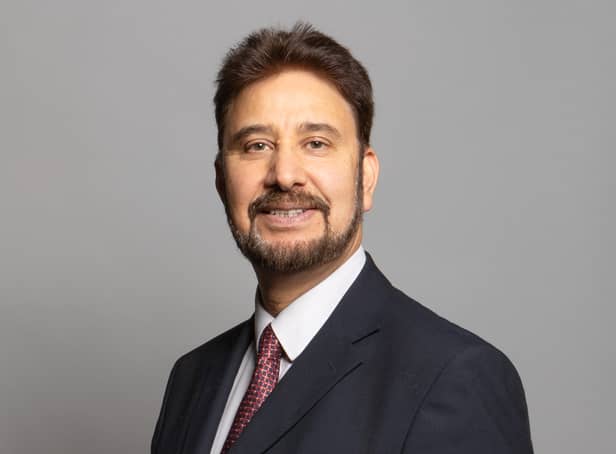 Afzal Khan MP. Official UK Parliament Portrait