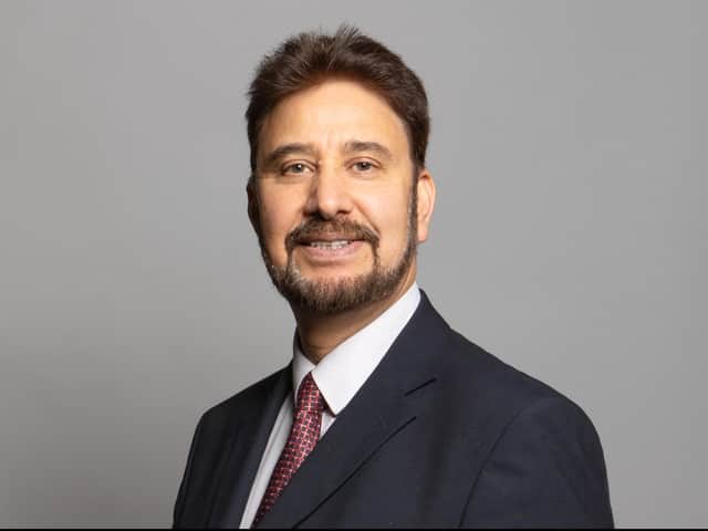 Afzal Khan MP. Official UK Parliament Portrait