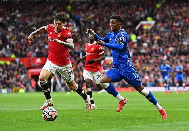 Demarai Gray of Everton and Victor Lindelof of Manchester United vie for the ball. Credit: Getty.
