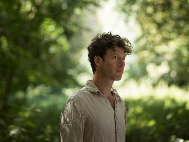<p>Sam Lee</p>