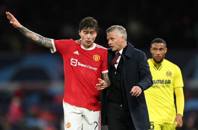 Victor Lindelof and Ole Gunnar Solskjaer. Credit: Getty.