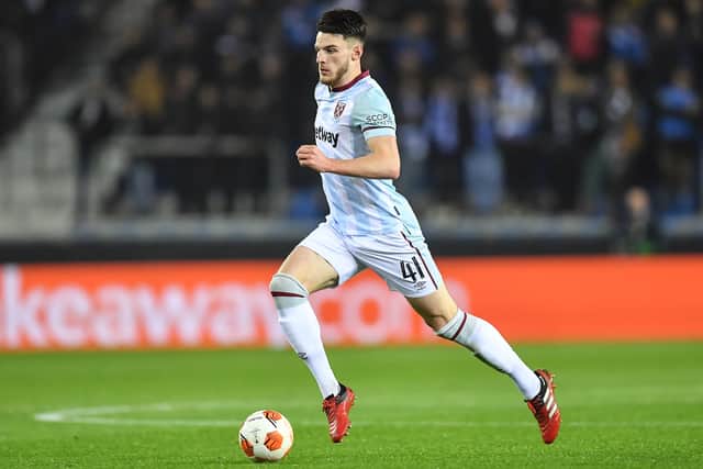 Declan Rice of West Ham United runs with the ball during the UEFA Europa League (Photo by Frederic Scheidemann/Getty Images)