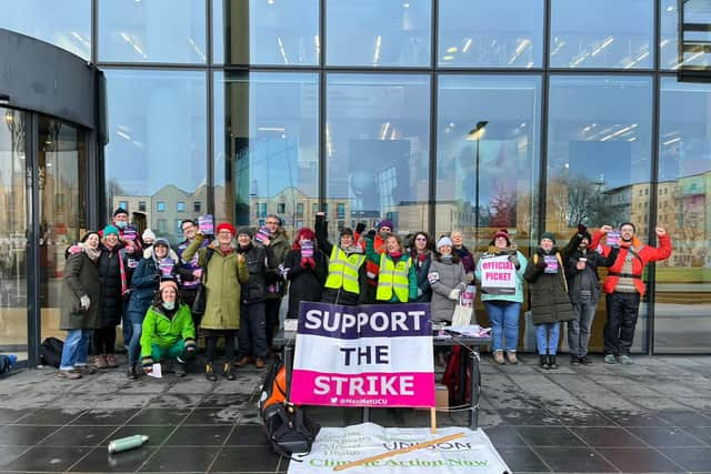 Manchester Metropolitan University staff on the picket line