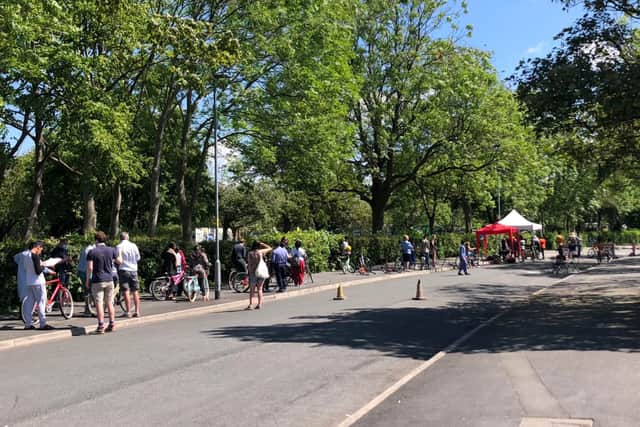 A community event being held on Manor Road with the LTN filters in place