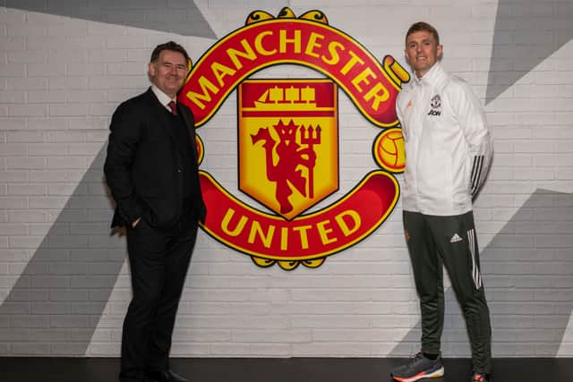 Murtough pictured beside Darren Fletcher. Credit: Getty.