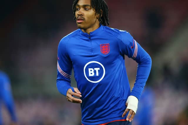 Middlesbrough have reportedly placed a £20 million asking price on Djed Spence's head, with a number of big clubs interested. However, the eight-figure fee has already put Bayern Munich off a move for the defender. (Bayern Insider)