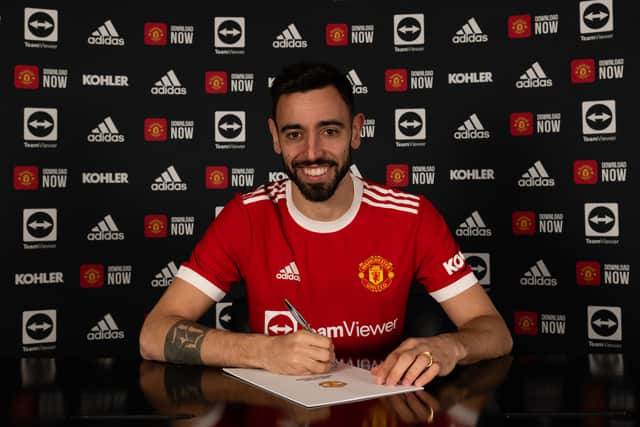 Bruno Fernandes has extended his contract with Manchester United. Credit: Getty.