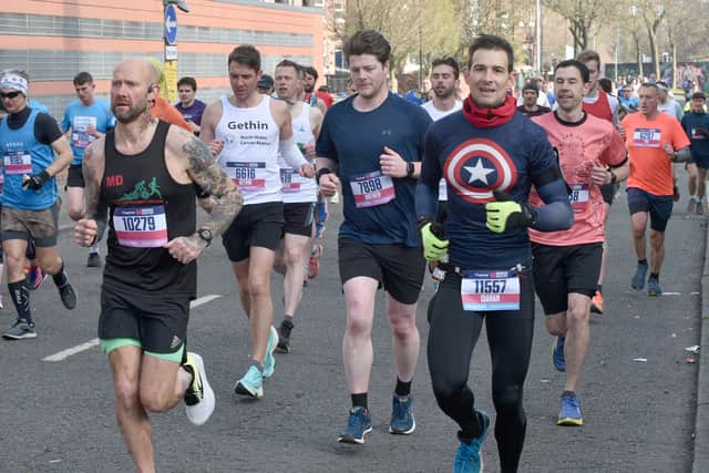 Runners at Manchester Marathon 