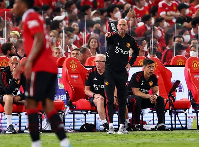Erik ten Hag instructing his players as Manchester United beat Liverpool 4-0. Credit: Getty.
