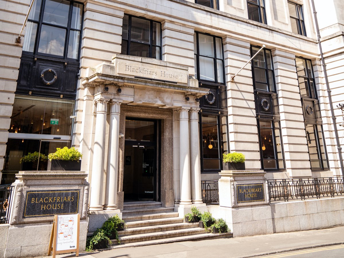 Wine and Cheese Spots in Manchester