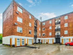 At £95,000, this one bed flat is a real bargain. 