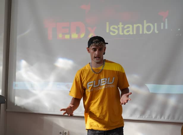 <p>Hamza Dar - who is known as Humz - giving a workshop in Istanbul</p>
