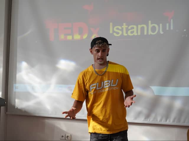 Hamza Dar - who is known as Humz - giving a workshop in Istanbul