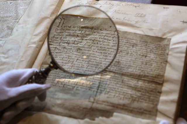 Secret lost letters penned by Mary Queen of Scots have been deciphered after more than 430 years.