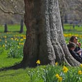 Brits can expect temperatures of up to 18C on Easter Sunday.