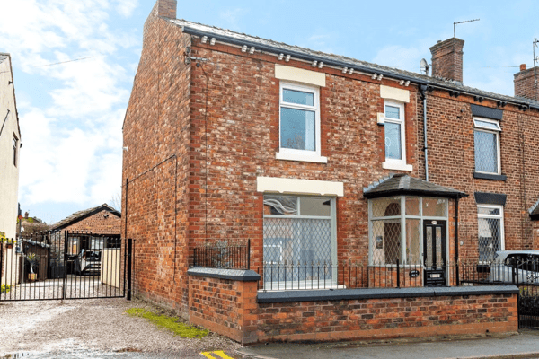 Ashton Road East, Failsworth, Manchester, Greater Manchester M35 (Photo: Zoopla) 