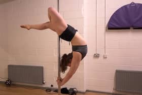Pole dancing for fitness 