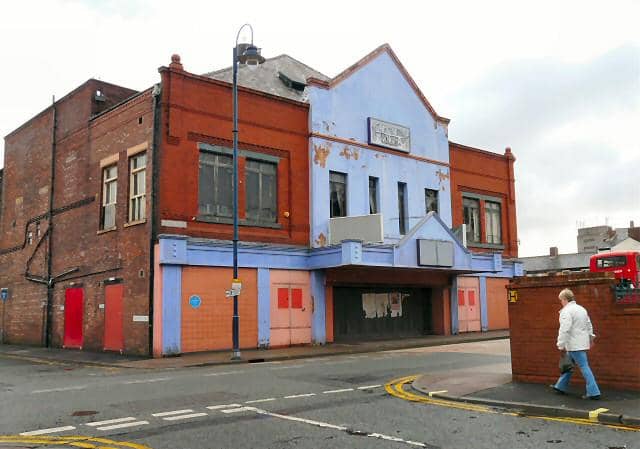 Tameside Hippodrome has been shut for 15 years, but could soon be opening its doors again. Credit: Ashton Empire Hippodrome