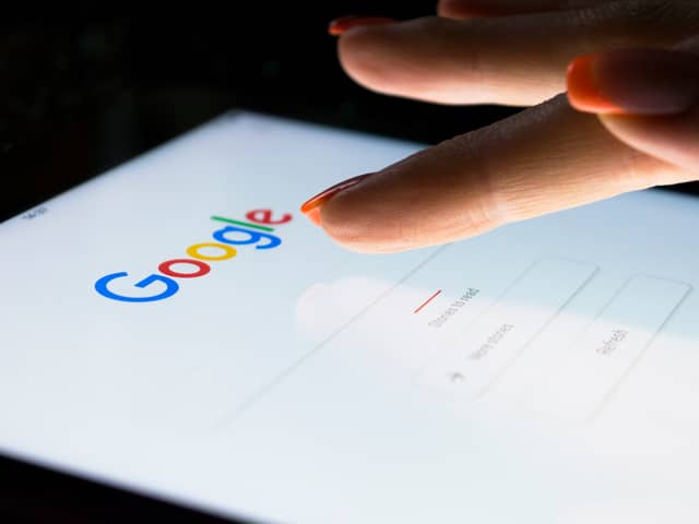 The inclusive language function prompts authors to avoid the use of politically incorrect words (Photo: Adobe)