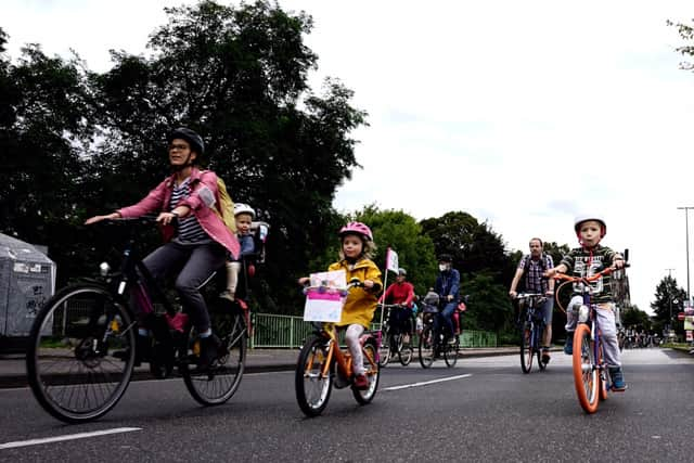 A Kidical Mass bike ride in Germany. Photo: Michel Hammer