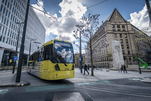 A TfGM metrolink tram