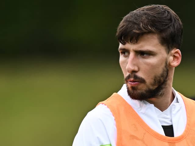 Ruben Dias has said Manchester City will not struggle with the pressure in the Champions League final.