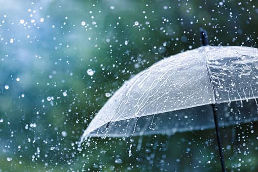 A yellow weather warning for thunderstorms has been issued for some parts of England this weekend 