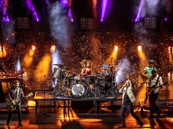 Simple Minds (Photo: Kim Horton/ Black Arts PR)