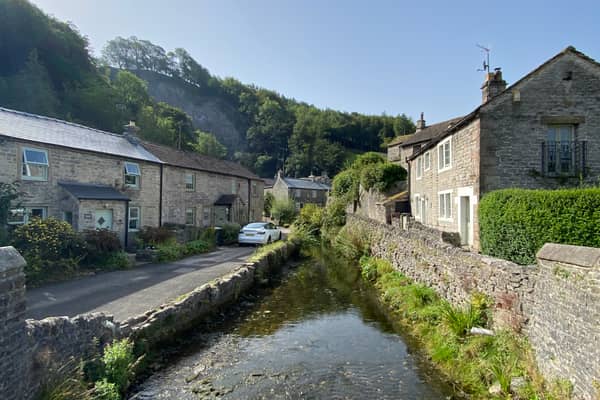 The village of Castleton can be reached on one of the walks