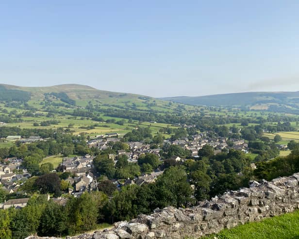Peveril Castle commands amazing views of Castleton (Photo: ManchesterWorld) 