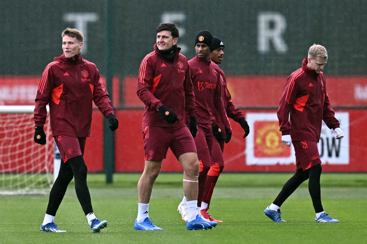 Ten Hag gives injury updates on Maguire & Rashford ahead of Copenhagen v Man Utd