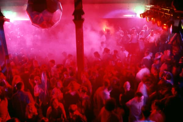 The Hacienda main dancefloor, 1989. 