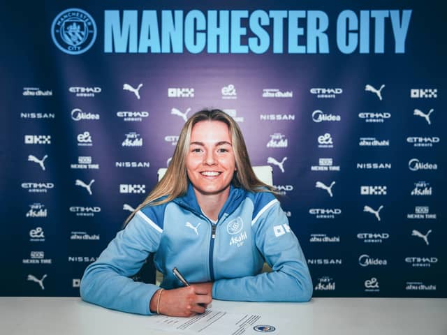 Lauren Hemp has agreed a new deal with Manchester City. Cr. Manchester City FC.