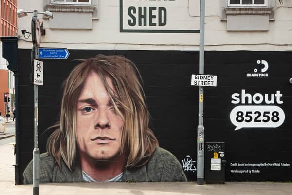 Kurt Cobain mural painted by Akse on the Bread Shed (Manchester, 2024) in collaboration with Headstock in support of mental health charity SHOUT
Credit: based on photo supplied by Mark Webb / Avalon
Mural supported by Skiddle