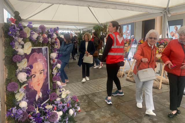 Stanley Chow's portrait of Caroline Aherne at the Manchester Flower Festival 