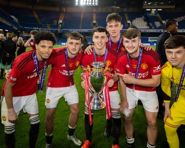 Ethan Williams, James Nolan, James Scanlon, Louis Jackson, Jack Kingdon and Thomas Myles of Manchester United U18s