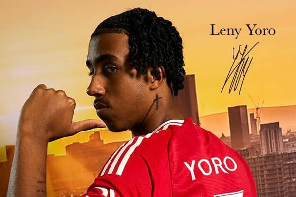 Leny Yoro's squad number has been confirmed