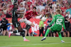 Early new teams ahead of Manchester United v Liverpool this weekend.