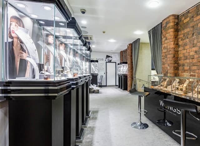 Wongs Jewellers Liverpool is a family run jewellers which first opened in 1979. The store and workshop has been in several locations across the city, with the flagship store at Whitechapel opening in 2010.