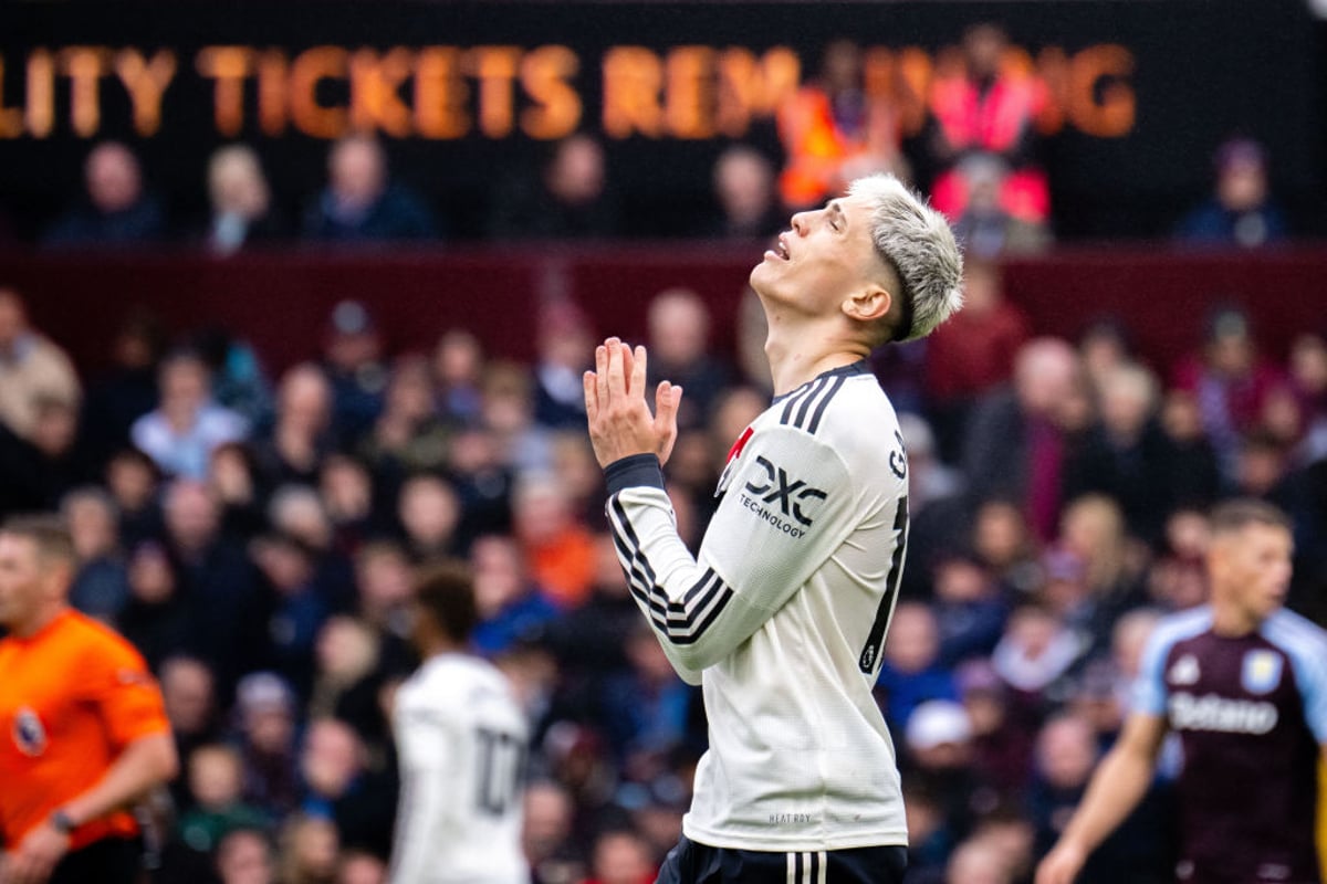 Manchester United player ratings vs Aston Villa as 'classy' 8 shines but  'underwhelming' 4/10 struggles - gallery