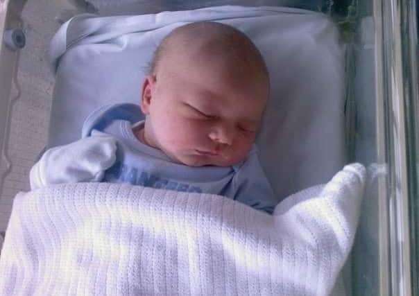 Freddie was born weighing 9lbs 8oz (4.3kg).