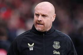 Sean Dyche, Manager of Everton looks on prior to the Premier League match between AFC Bournemouth and Everton FC at Vitality Stadium on January 04, 2025 in Bournemouth, England. (Photo by Michael Steele/Getty Images)