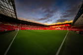 Manchester United are reported to have entered talks with Napoli.