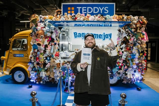 Grammy-nominated American singer-songwriter Teddy Swims called on Greggs to fuel him and his team backstage at the Co-Op Live Arena in Manchester