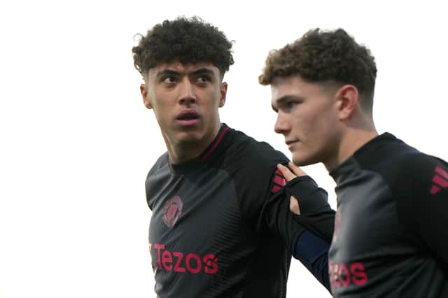 Ethan Wheatley #36 of Manchester United U19 warms up ahead of the match against AZ Alkmaar U19 at AZ Training Centre on November 26, 2024 in Alkmaar, Netherlands.