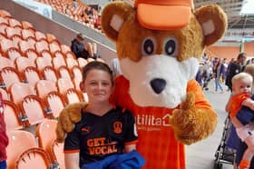 Katie Denwood - the aunt of 14-year-old Ryan-Liam Morgan who sadly lost his life after a crash on the M6 has paid a touching tribute to him and set up a donation page for a memorial bench.  