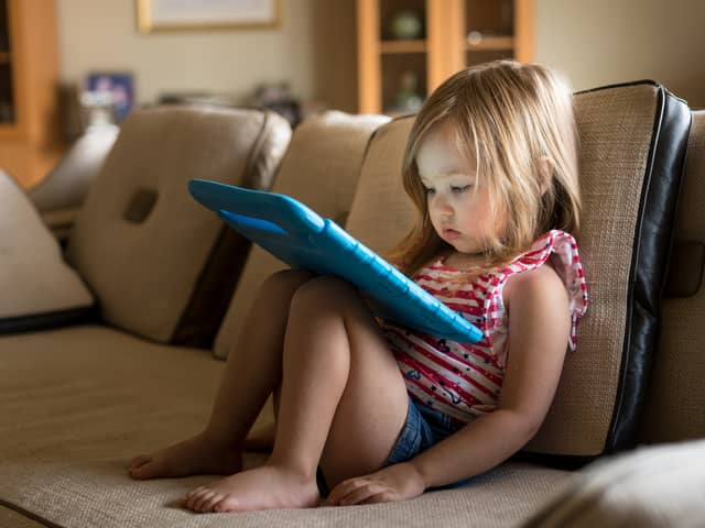 Current guidelines in both the UK and France allow young children to use screens for an hour or two each day