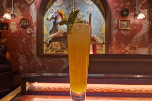 Mango No.5 combines a burst of tropical flavour featuring Patrón Silver, luscious mango, sweet peach liqueur, and a refreshing splash of lime, topped with a hint of effervescent White Claw Mango.