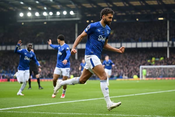 Dominic Calvert-Lewin of Everton celebrates scoring his team's first goal during the Premier League match between Everton FC and Tottenham Hotspur FC at Goodison Park on January 19, 2025 in Liverpool, England.